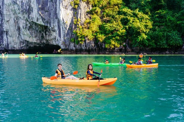 Vietnam Trip 21 Days Free & Easy Traveler